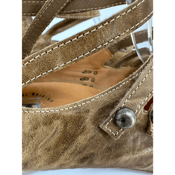 Think Strappy Distressed Leather Heels Sandals Equestrian Regency Boho Size 7 - Picture 5 of 14